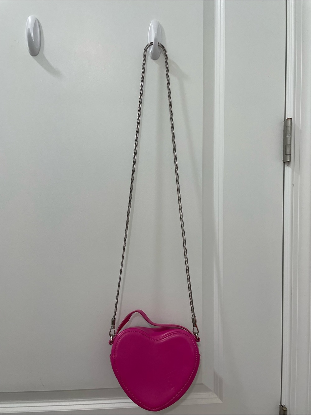 NWOT Paris Hilton Amour Rhinestone Heart Crossbody Bag Pink Y2K - Picture 5 of 6